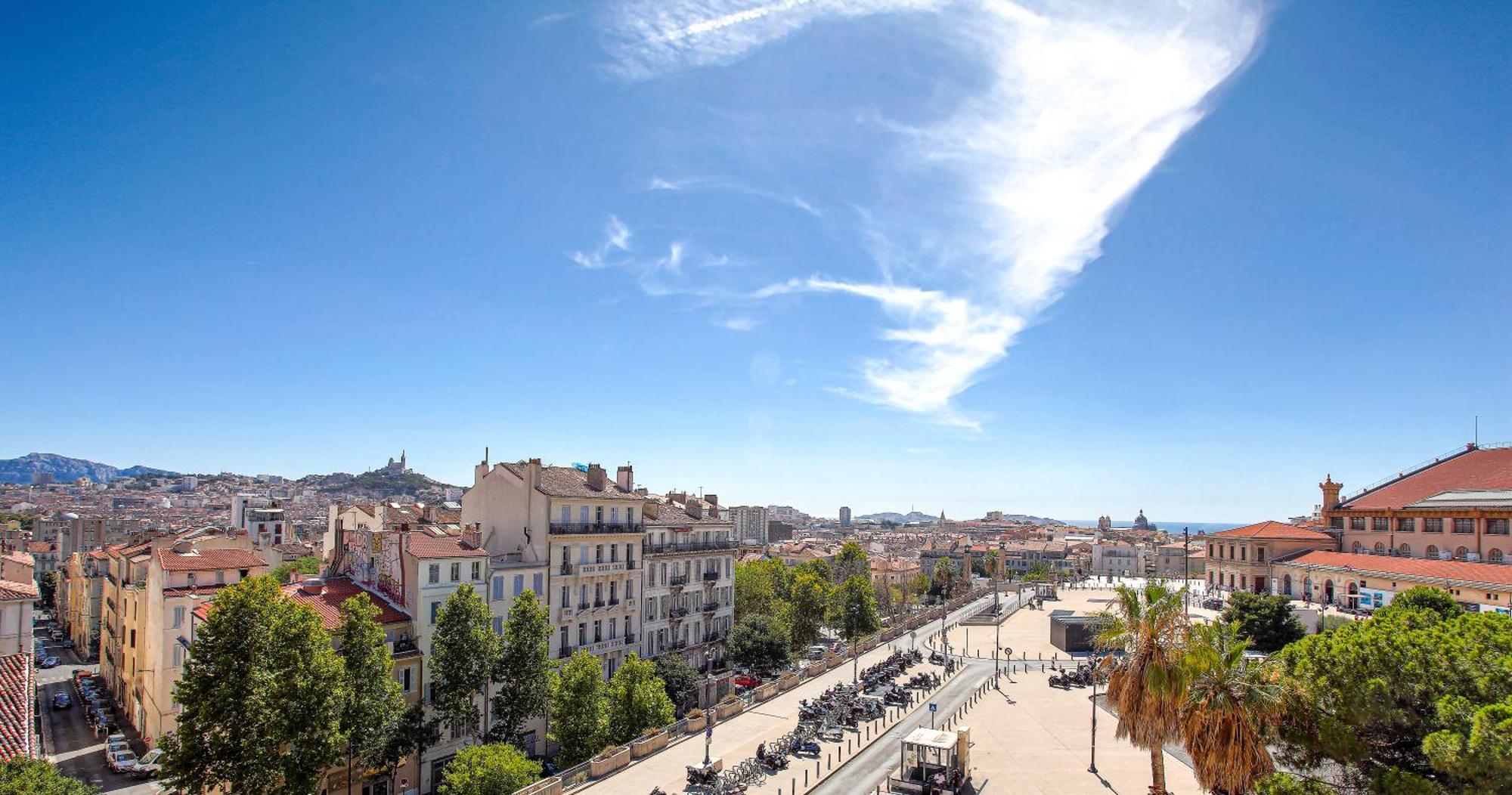 Hotel Ibis Marseille Centre Gare Saint Charles Exterior foto