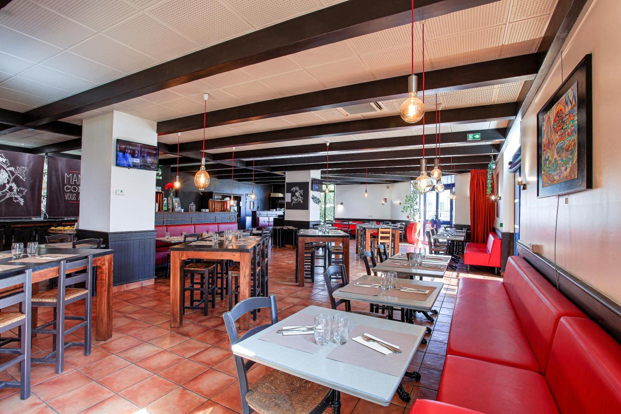 Hotel Ibis Marseille Centre Gare Saint Charles Exterior foto