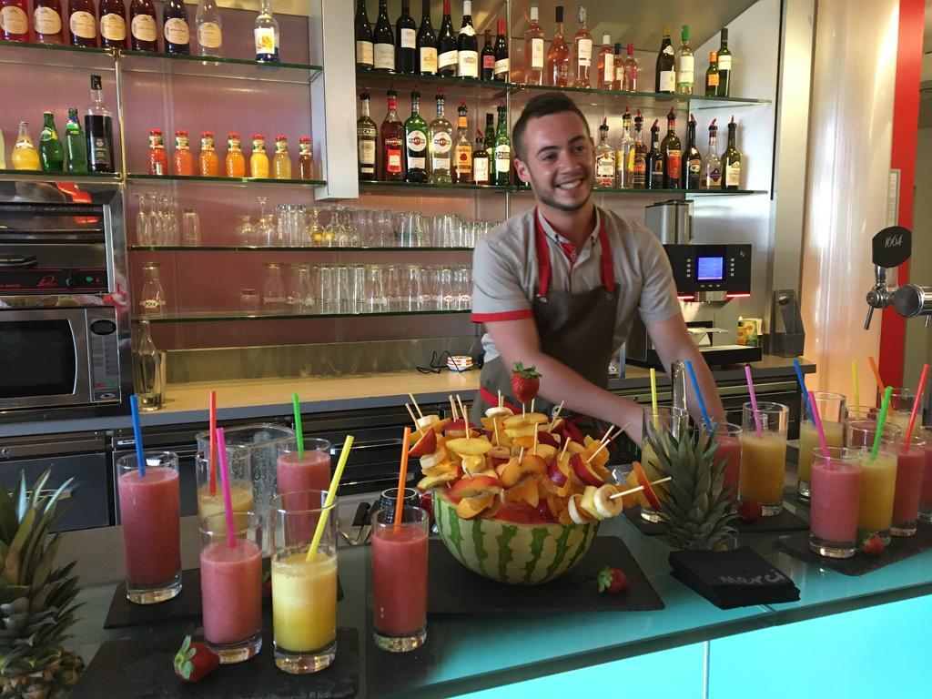 Hotel Ibis Marseille Centre Gare Saint Charles Exterior foto